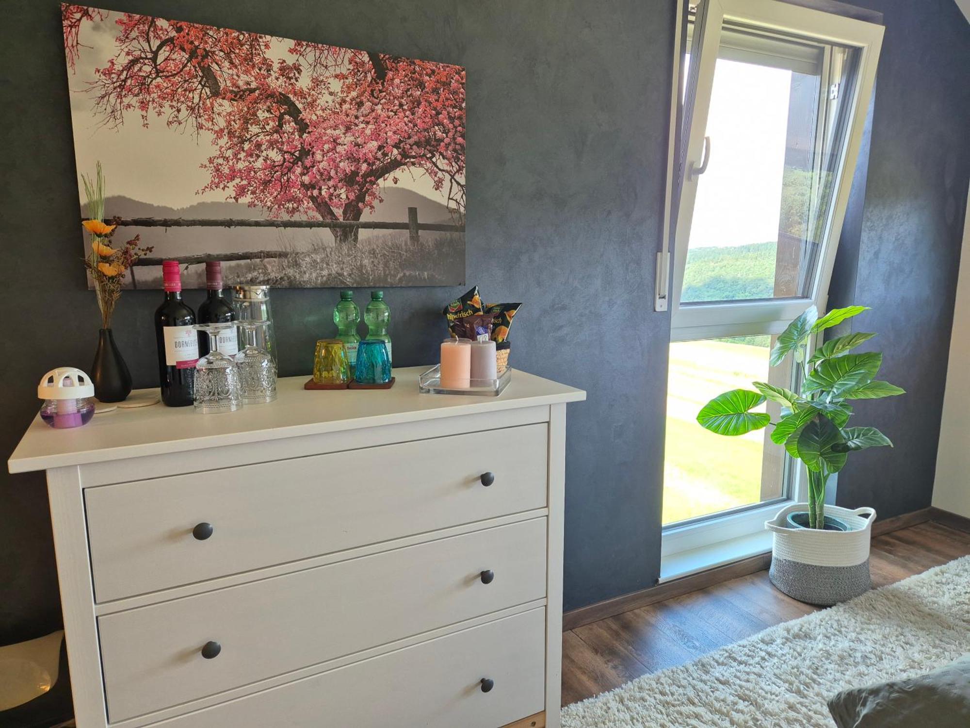Serenity Vista Retreat Bnb Bescheid Экстерьер фото