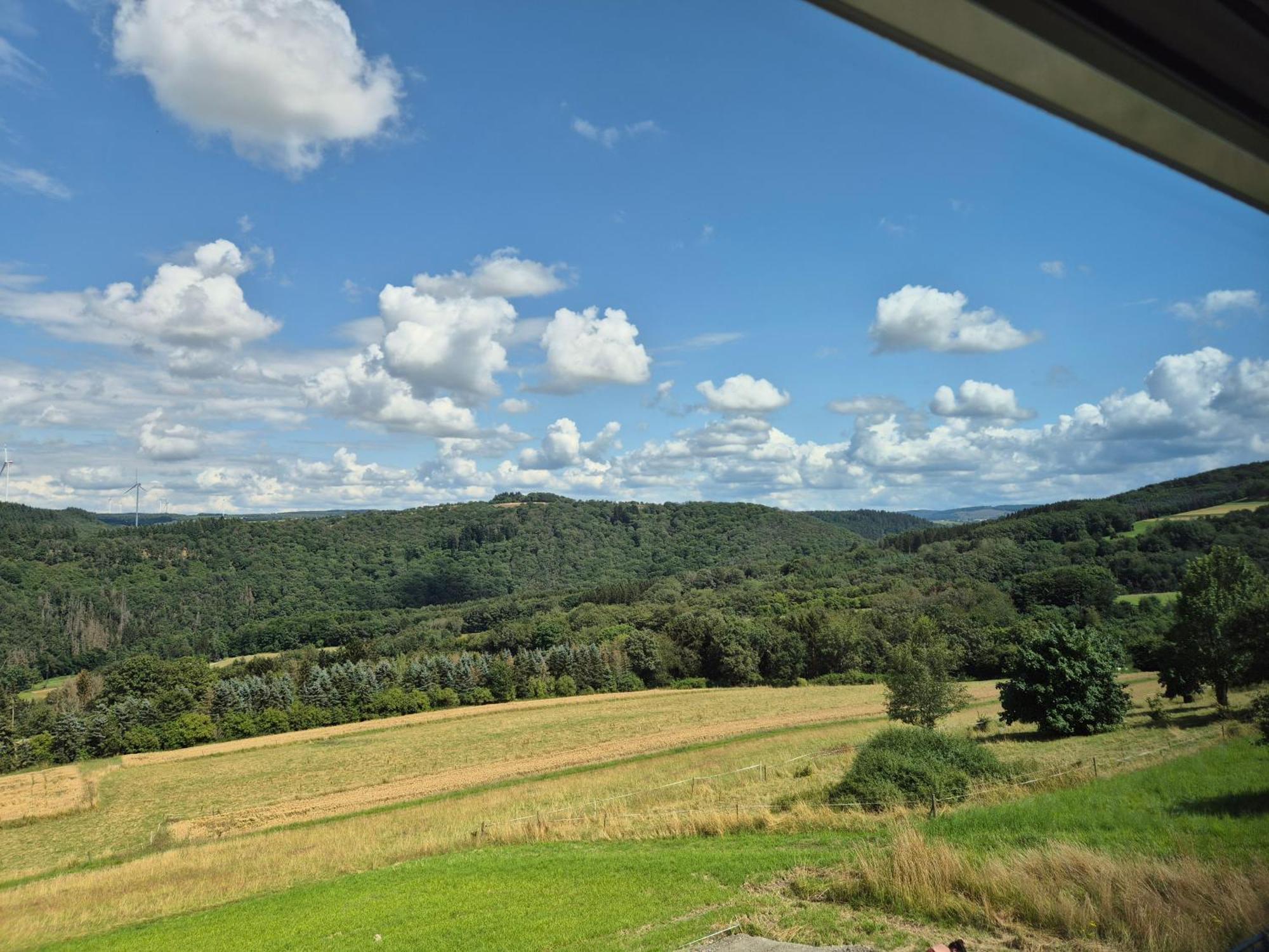 Serenity Vista Retreat Bnb Bescheid Экстерьер фото