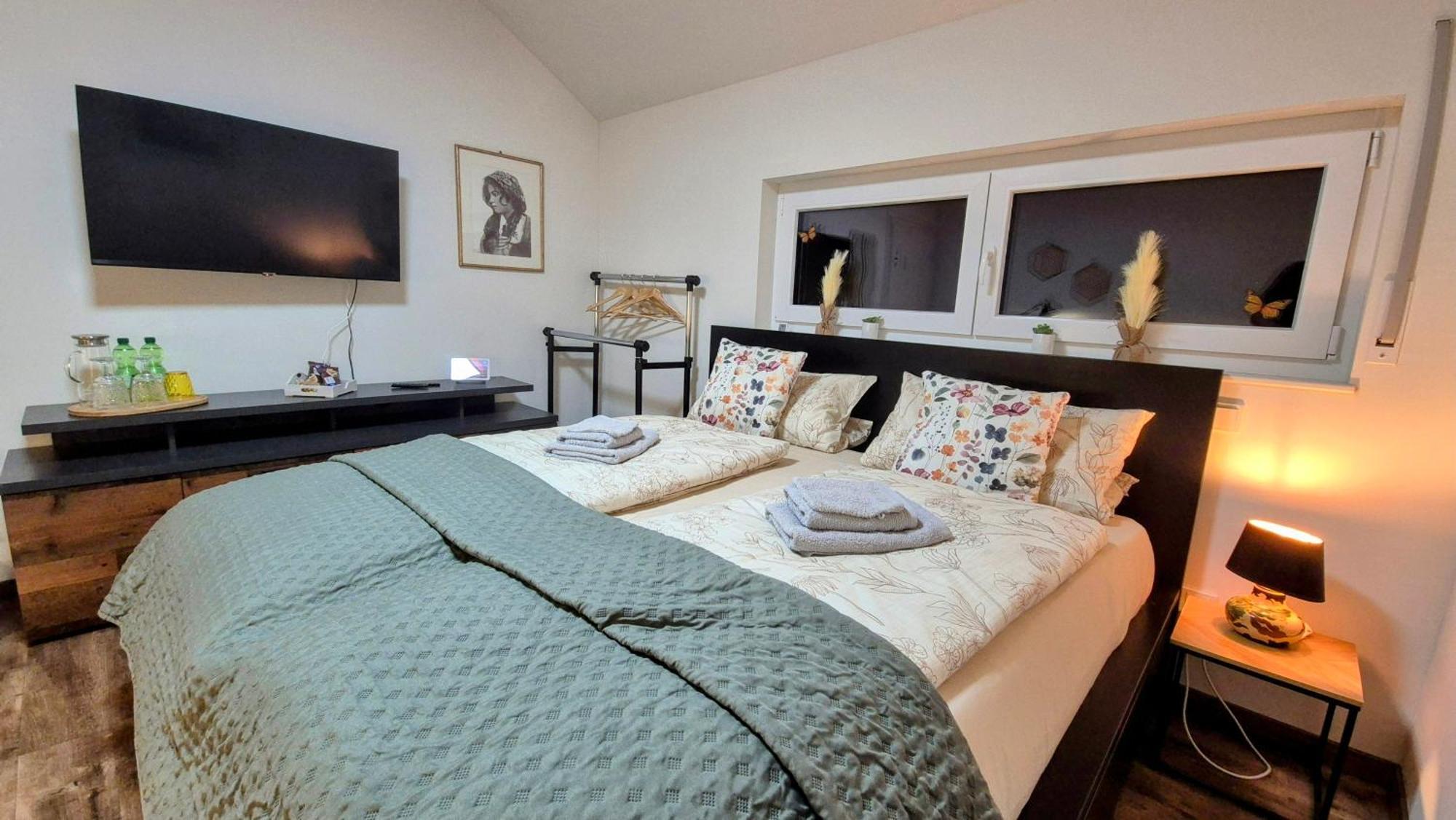 Serenity Vista Retreat Bnb Bescheid Экстерьер фото
